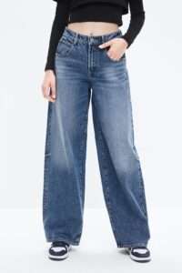 Vintage Loose Fit Wide-Leg Jeans